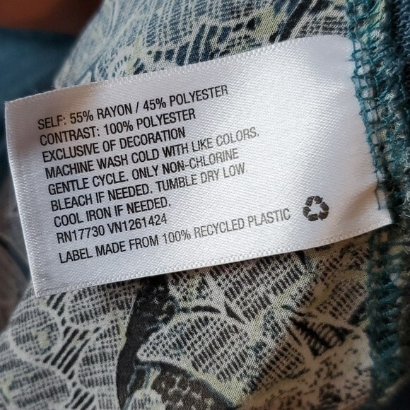 XHILERATION MIXED MEDIA FLOWY BLUE FLORAL TOP TEE WITH LACE SIZE XXL - Picture 7 of 8